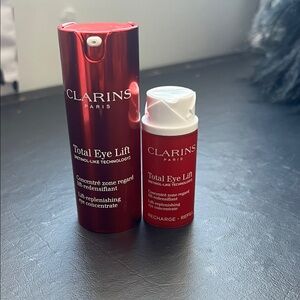Clarins Total Eye Lift - Vibrant Red